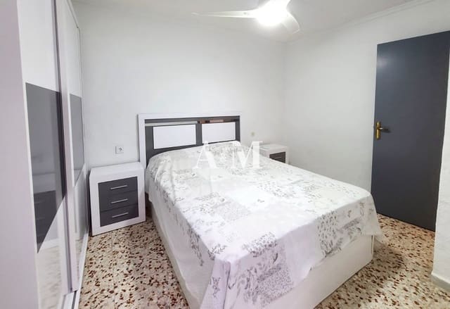 1 soveværelse Byhus til leje i El Chaparral, Torrevieja - € 650 (Ref: 10179483)