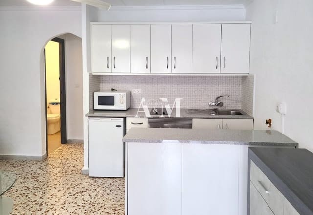 1 soveværelse Byhus til leje i El Chaparral, Torrevieja - € 650 (Ref: 10179483)