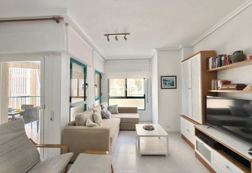 2 sypialnia Apartament przy plaży do wynajęcia w Torrevieja z garażem - 1 100 € (Ref: 10179484)