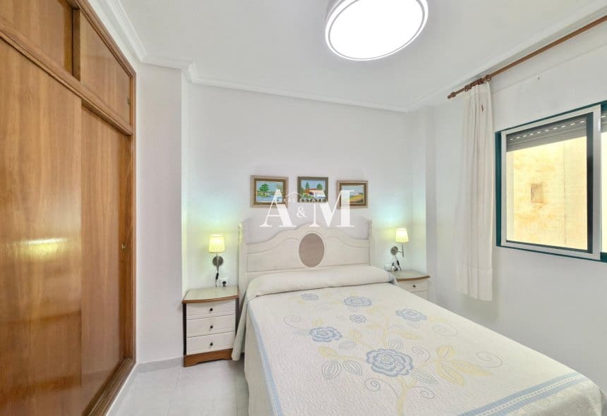 2 sypialnia Apartament przy plaży do wynajęcia w Torrevieja z garażem - 1 100 € (Ref: 10179484)