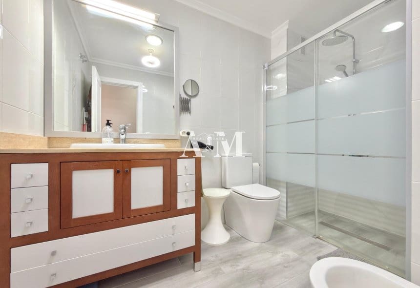 2 sypialnia Apartament przy plaży do wynajęcia w Torrevieja z garażem - 1 100 € (Ref: 10179484)