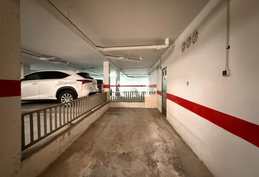 Garage for rent in Torrevieja - € 100 (Ref: 10181964)