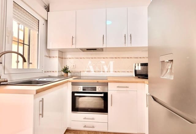 3 slaapkamer Huis te huur in Parque Acuático - Sector 25, Torrevieja met zwembad garage - € 1.500 (Ref: 10182090)