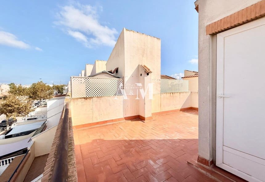 3 slaapkamer Huis te huur in Torrevieja met zwembad garage - € 1.500 (Ref: 10182090)