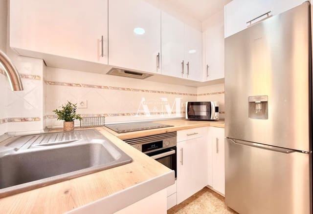 3 slaapkamer Huis te huur in Parque Acuático - Sector 25, Torrevieja met zwembad garage - € 1.500 (Ref: 10182090)