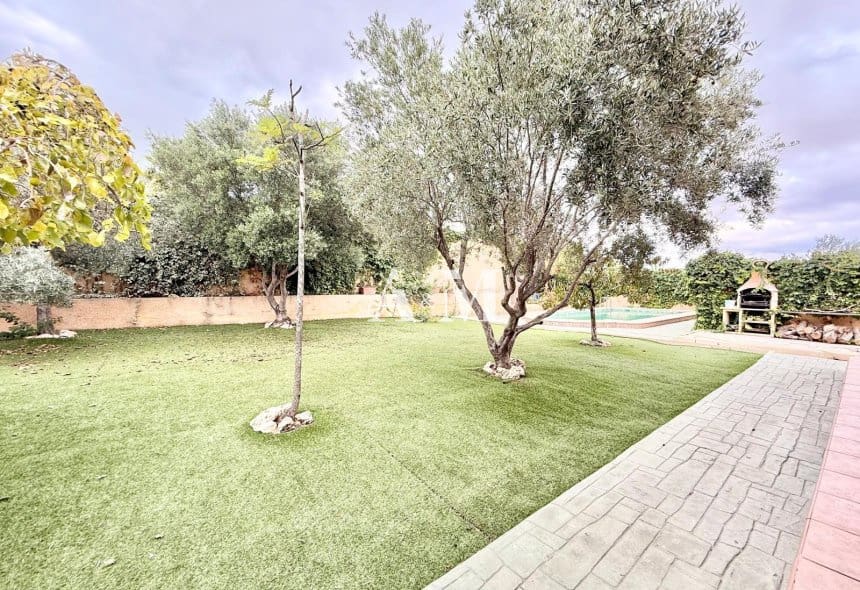 4 camera da letto Villa da affittare in Torrevieja con piscina garage - 2.200 € (Rif: 10182203)
