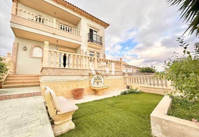 4 slaapkamer Villa te huur in Los Balcones - Los Altos, Torrevieja met zwembad garage - € 2.200 (Ref: 10182203)