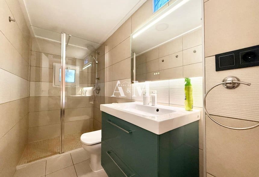 3 soveværelse Villa til leje i La Marina med swimmingpool garage - € 2.200 (Ref: 10183457)