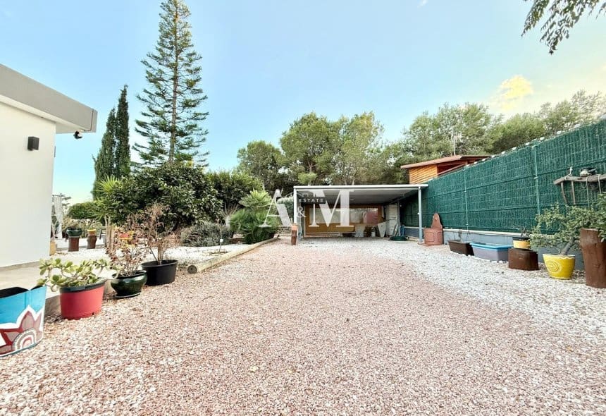 3 soveværelse Villa til leje i La Marina med swimmingpool garage - € 2.200 (Ref: 10183457)