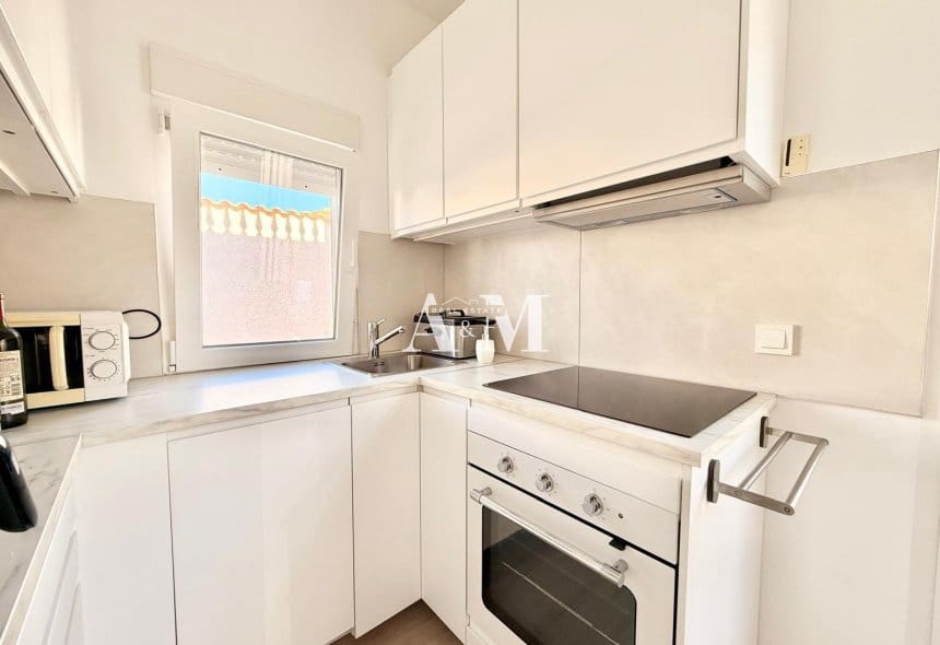 1 quarto Casa em Banda para arrendar em El Chaparral com piscina - 800 € (Ref: 10183458)
