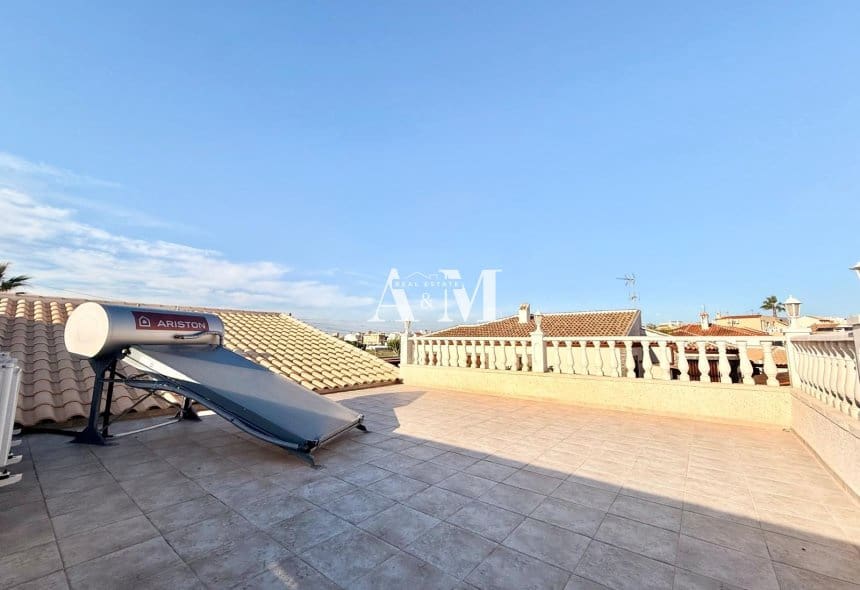 1 quarto Casa em Banda para arrendar em El Chaparral com piscina - 800 € (Ref: 10183458)
