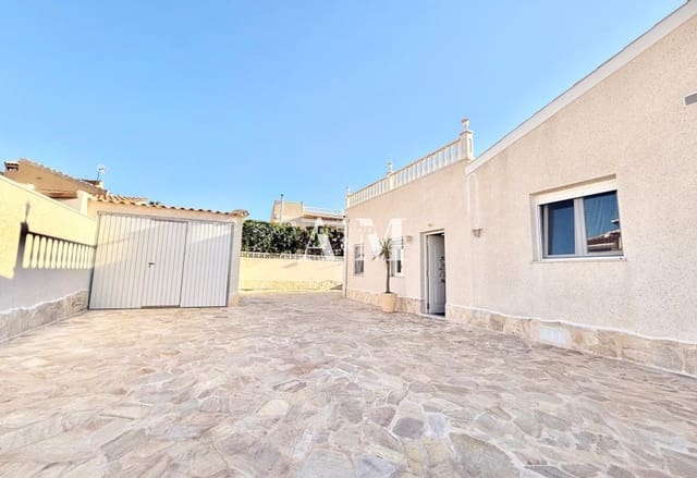 1 soveværelse Byhus til leje i El Chaparral, Torrevieja med swimmingpool - € 800 (Ref: 10183458)