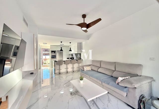 2 soverom Strandleiligheter til leie i Mil Palmeras, Pilar de la Horadada med svømmebasseng - € 1 050 (Ref: 10183460)