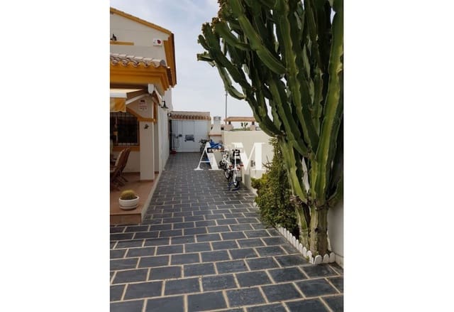 3 soverom Villa til leie i Torre de la Horadada, Pilar de la Horadada med svømmebasseng garasje - € 1 300 (Ref: 10183649)
