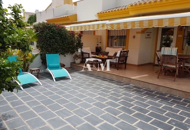 3 soverom Villa til leie i Torre de la Horadada, Pilar de la Horadada med svømmebasseng garasje - € 1 300 (Ref: 10183649)