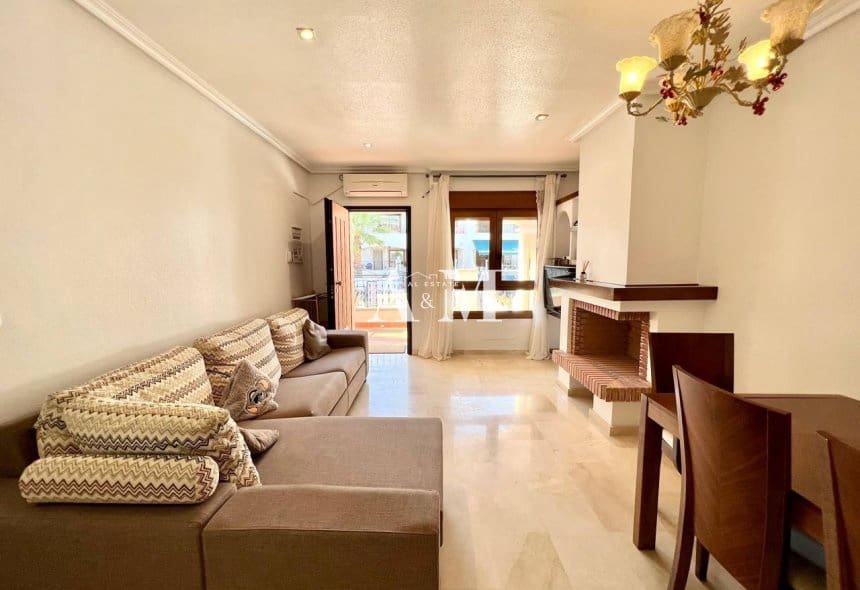 2 soveværelse Bungalow til leje i Villamartin med swimmingpool - € 900 (Ref: 10183853)