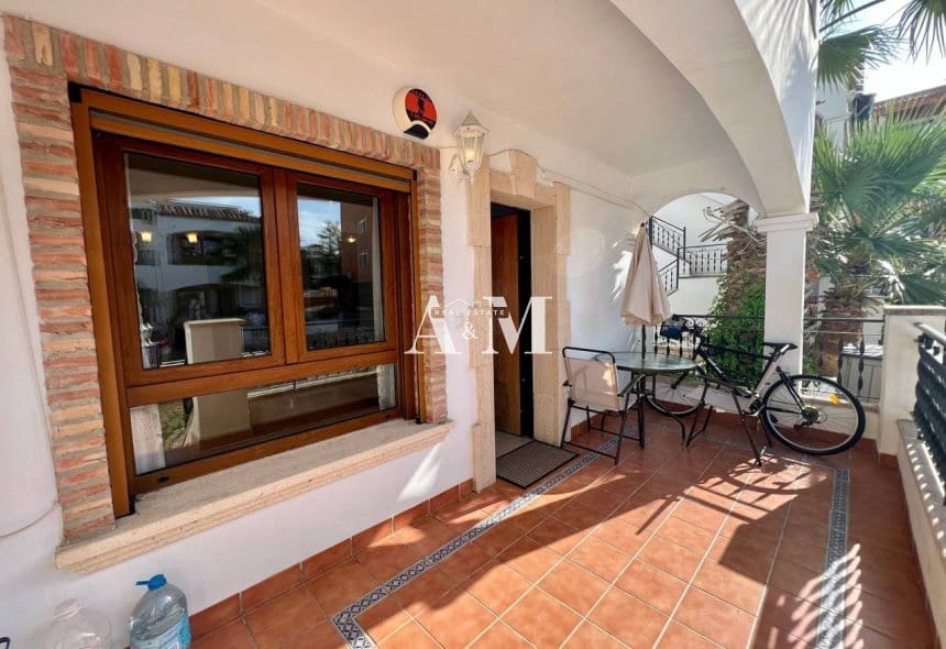 2 soveværelse Bungalow til leje i Villamartin med swimmingpool - € 900 (Ref: 10183853)