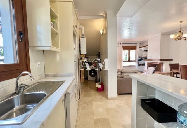 2 soveværelse Bungalow til leje i Villamartin, Orihuela med swimmingpool - € 900 (Ref: 10183853)