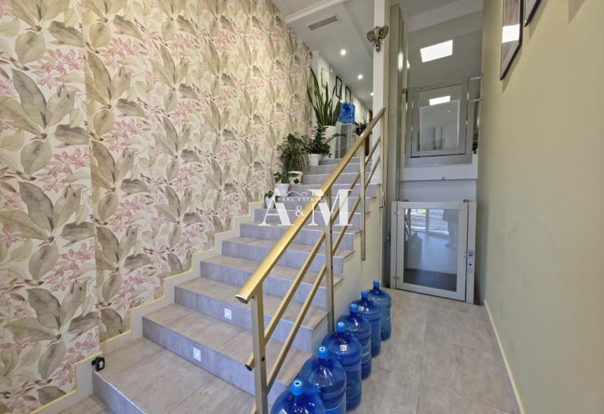 Comercial para arrendar em Torrevieja - 1 500 € (Ref: 10183854)