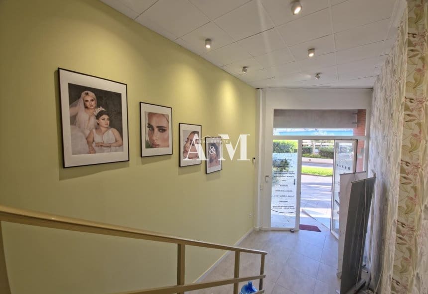 Comercial para arrendar em Torrevieja - 1 500 € (Ref: 10183854)