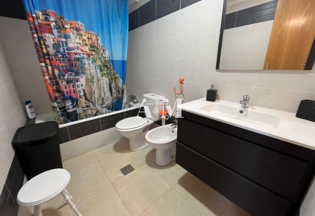 1 slaapkamer Appartement te huur in Punta Prima, Torrevieja met zwembad - € 800 (Ref: 10185936)
