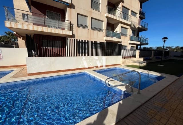 1 slaapkamer Appartement te huur in Punta Prima, Torrevieja met zwembad - € 800 (Ref: 10185936)