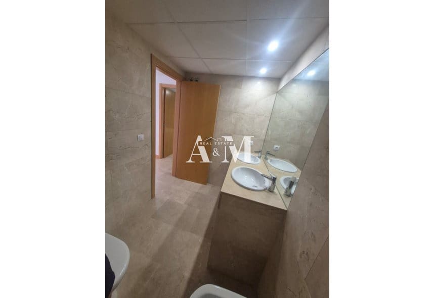 2 soverom Leilighet til leie i Campoamor med svømmebasseng garasje - € 1 100 (Ref: 10186009)