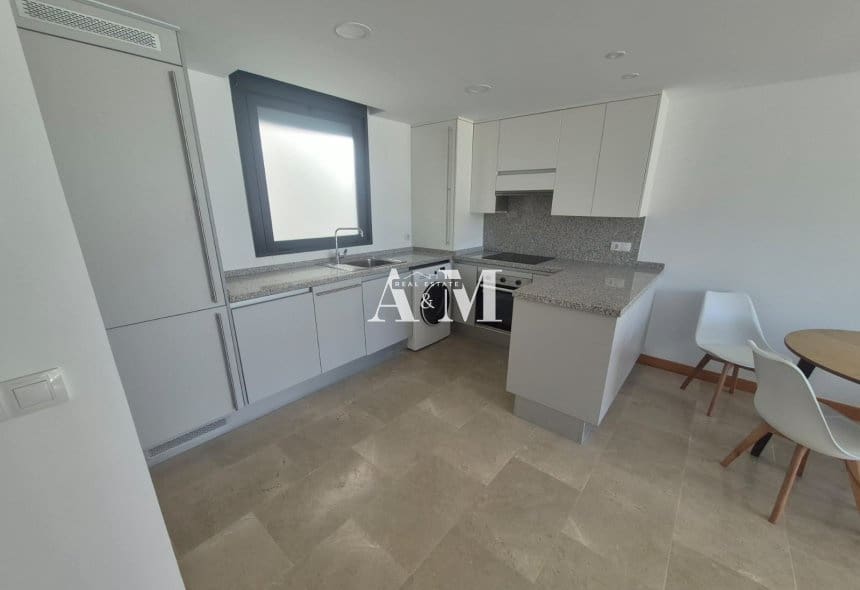 2 soverom Leilighet til leie i Campoamor med svømmebasseng garasje - € 1 100 (Ref: 10186009)