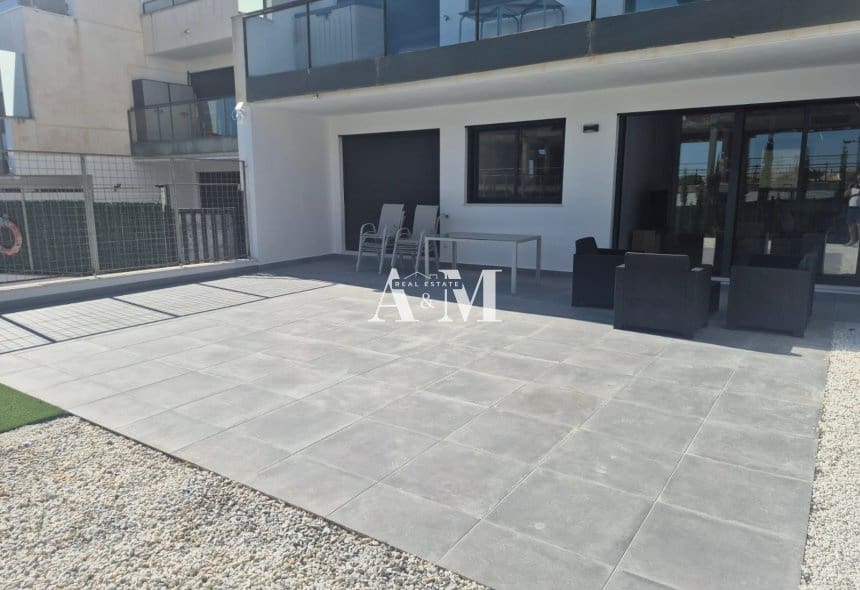2 soverom Leilighet til leie i Campoamor med svømmebasseng garasje - € 1 100 (Ref: 10186009)