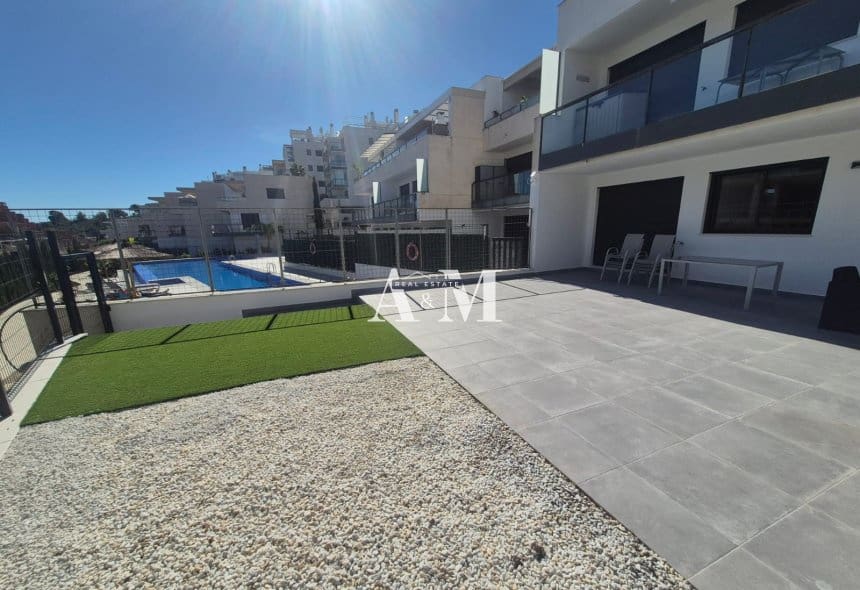 2 soverom Leilighet til leie i Campoamor med svømmebasseng garasje - € 1 100 (Ref: 10186009)