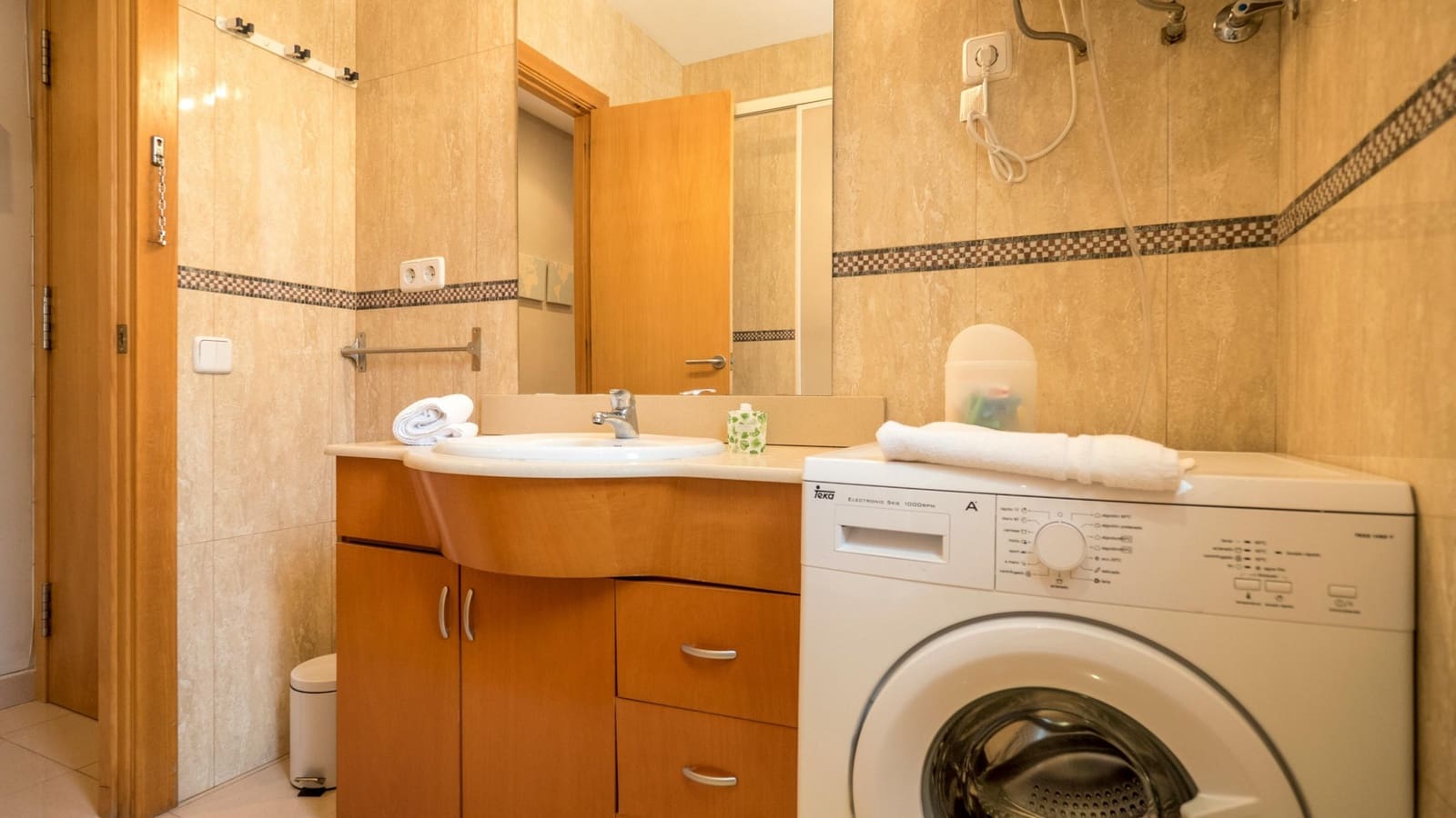 Piso de 1 habitación en Barcelona ciudad en alquiler - 1.000 € (Ref: 10024801)