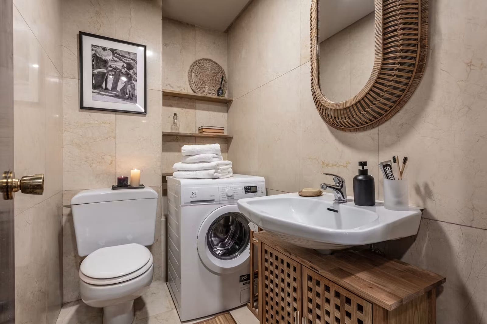 1 quarto Apartamento para arrendar em Madrid cidade - 1 000 € (Ref: 10029804)