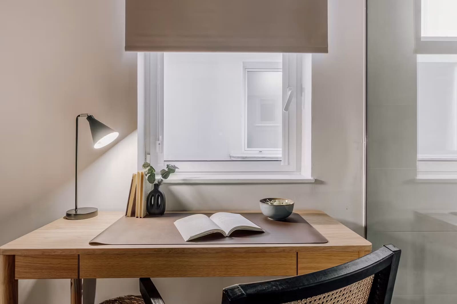 3 sovrum Lägenhet att hyra i Madrid stad - 1 800 € (Ref: 10029808)