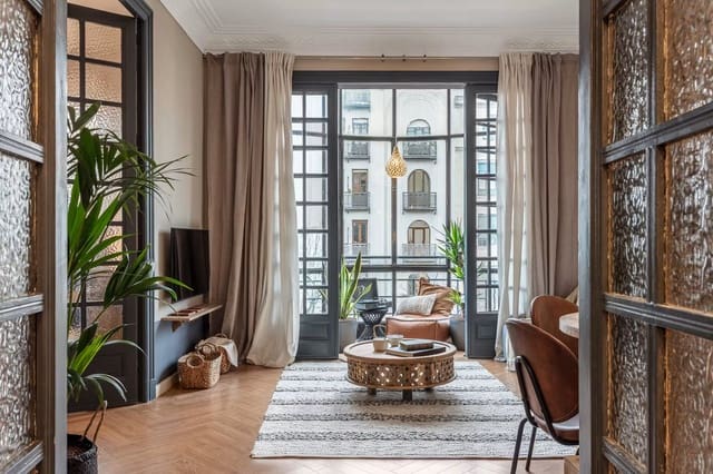 3 soverom Leilighet til leie i Madrid by - € 1 300 (Ref: 10029830)