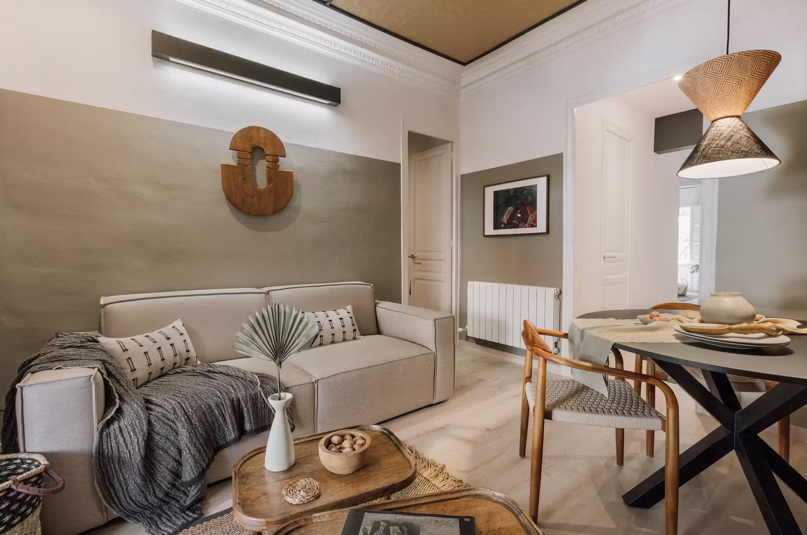 3 bedroom Flat for rent in Barcelona city - € 1,000 (Ref: 10029844)