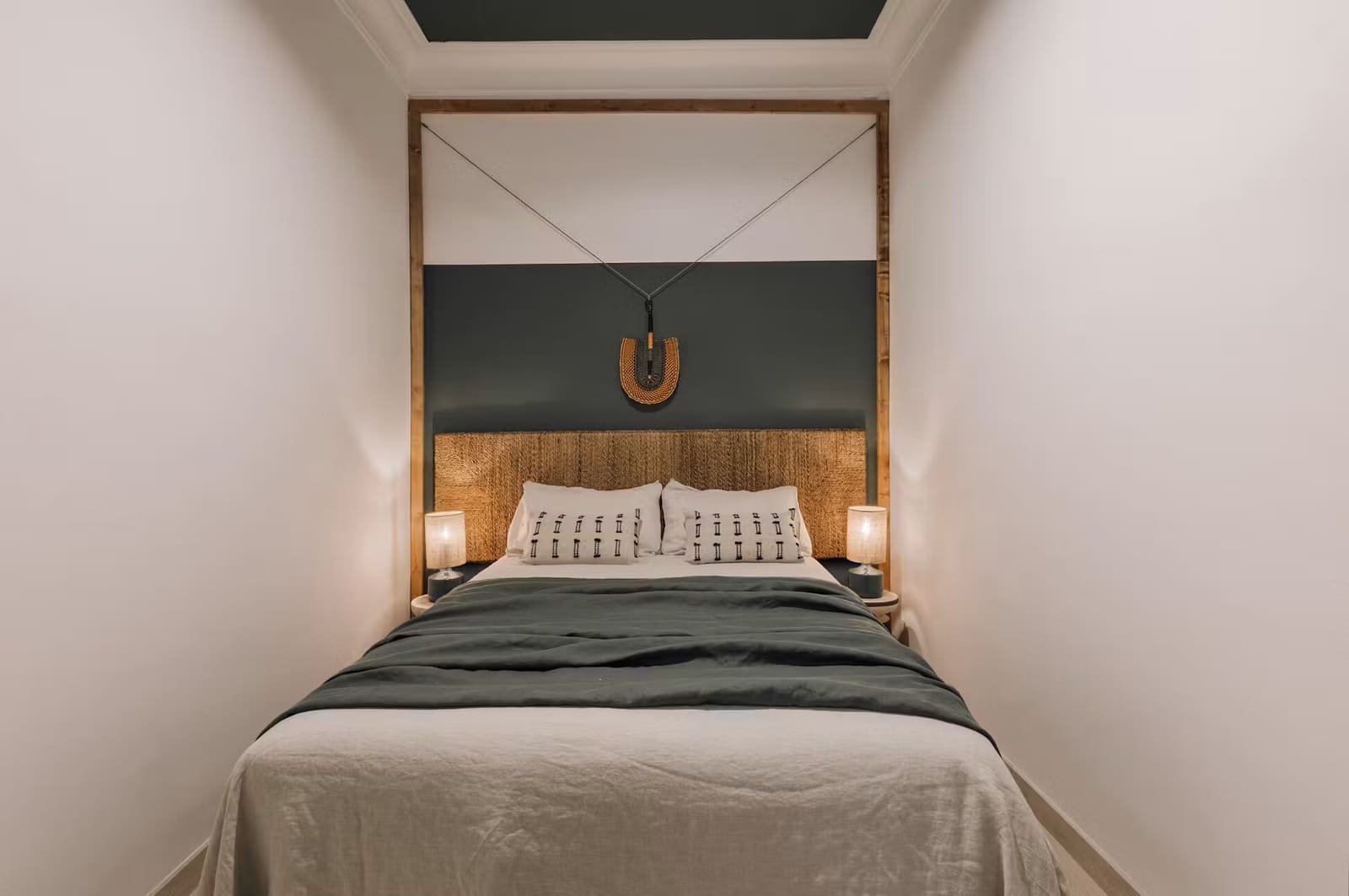 3 bedroom Flat for rent in Barcelona city - € 1,000 (Ref: 10029844)