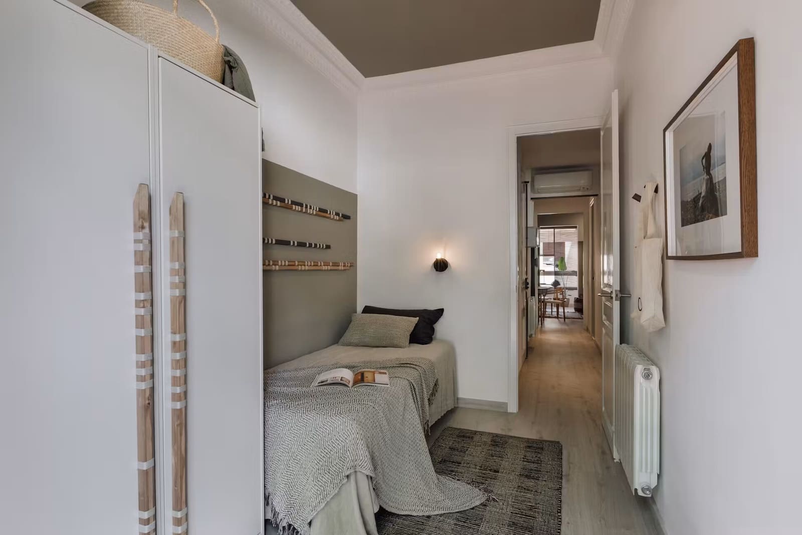 3 bedroom Flat for rent in Barcelona city - € 1,000 (Ref: 10029844)