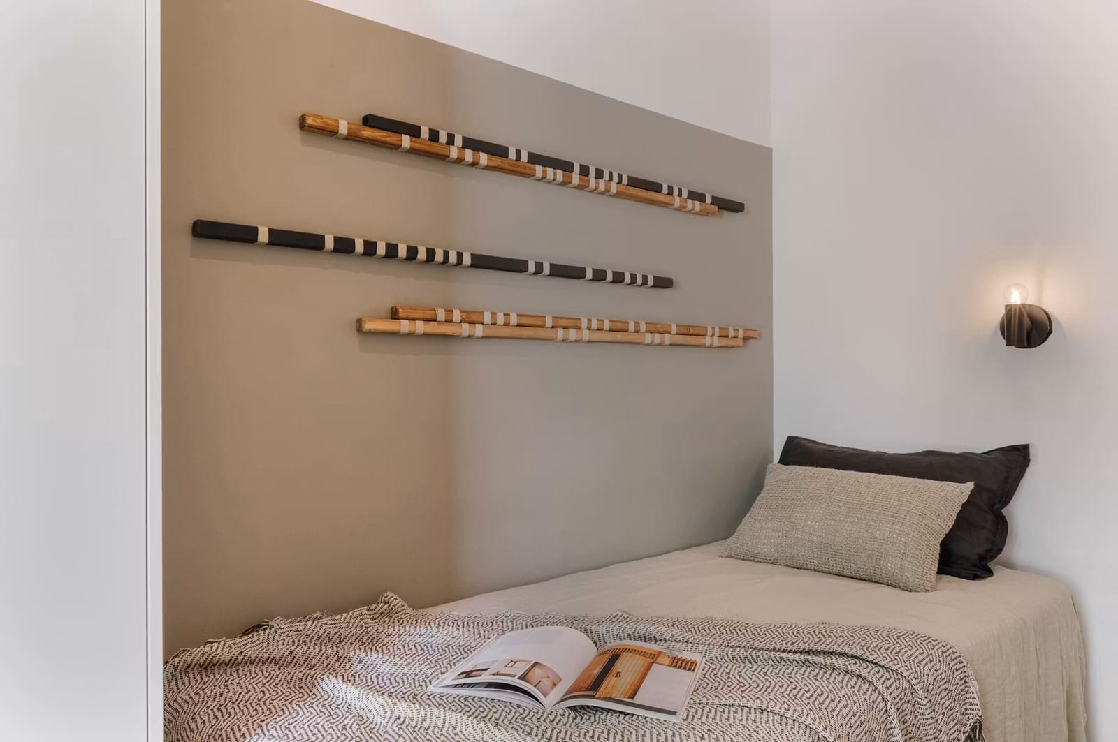 3 bedroom Flat for rent in Barcelona city - € 1,000 (Ref: 10029844)