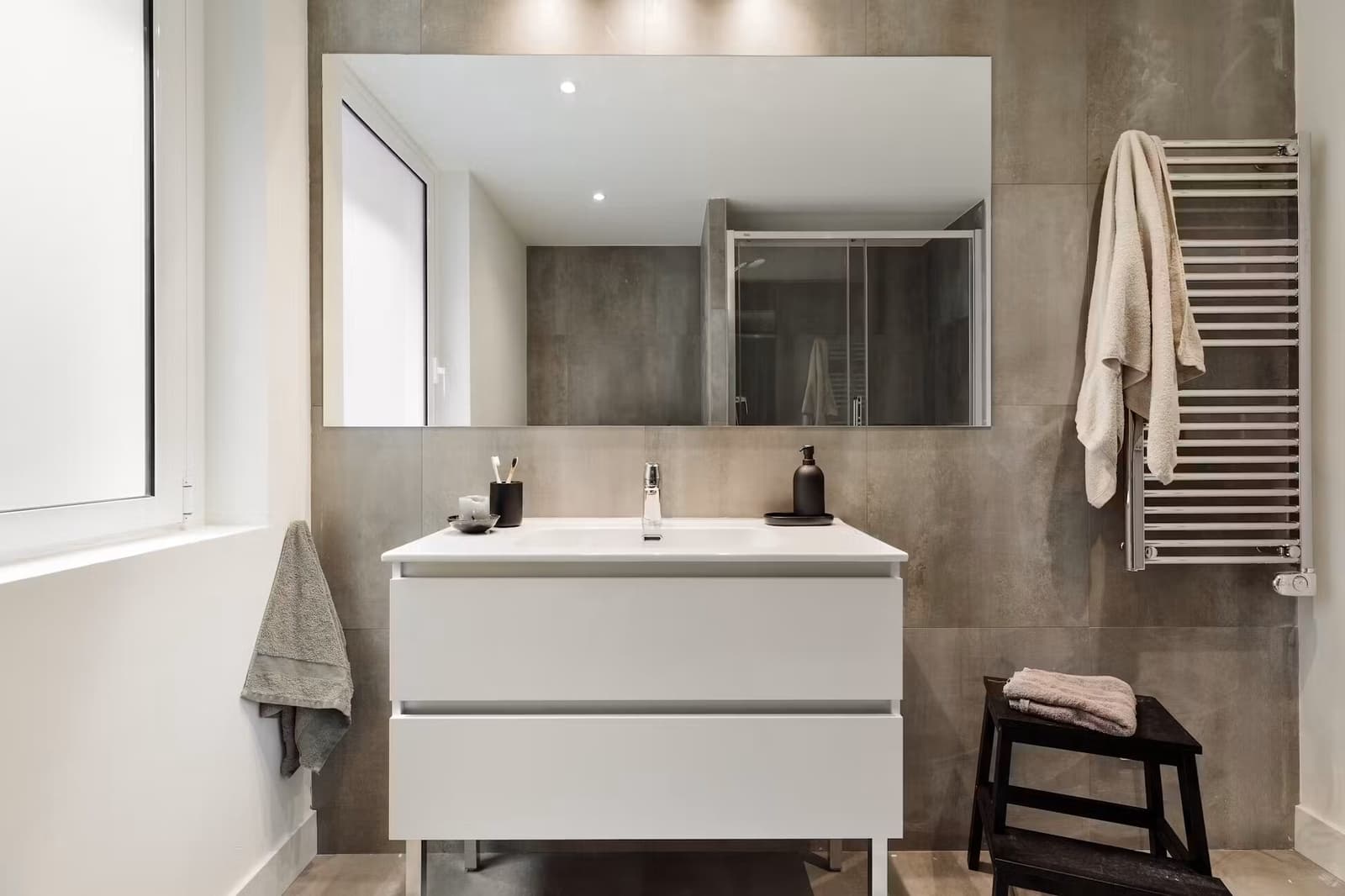 2 quarto Apartamento para arrendar em Barcelona cidade - 1 100 € (Ref: 10029857)