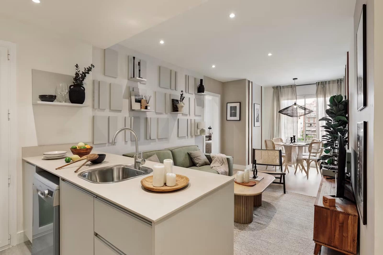 2 quarto Apartamento para arrendar em Barcelona cidade - 1 100 € (Ref: 10029857)