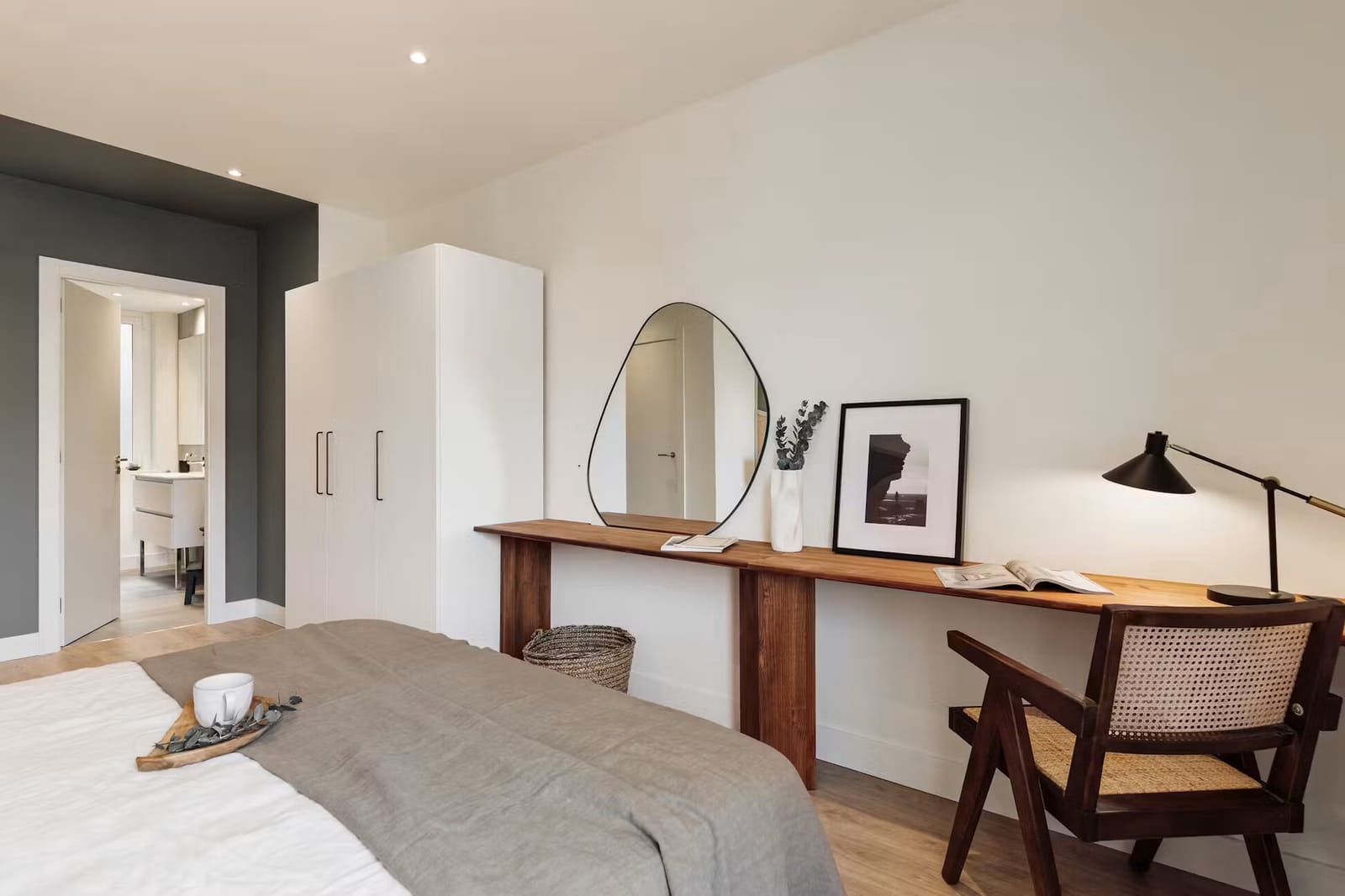 2 quarto Apartamento para arrendar em Barcelona cidade - 1 100 € (Ref: 10029857)