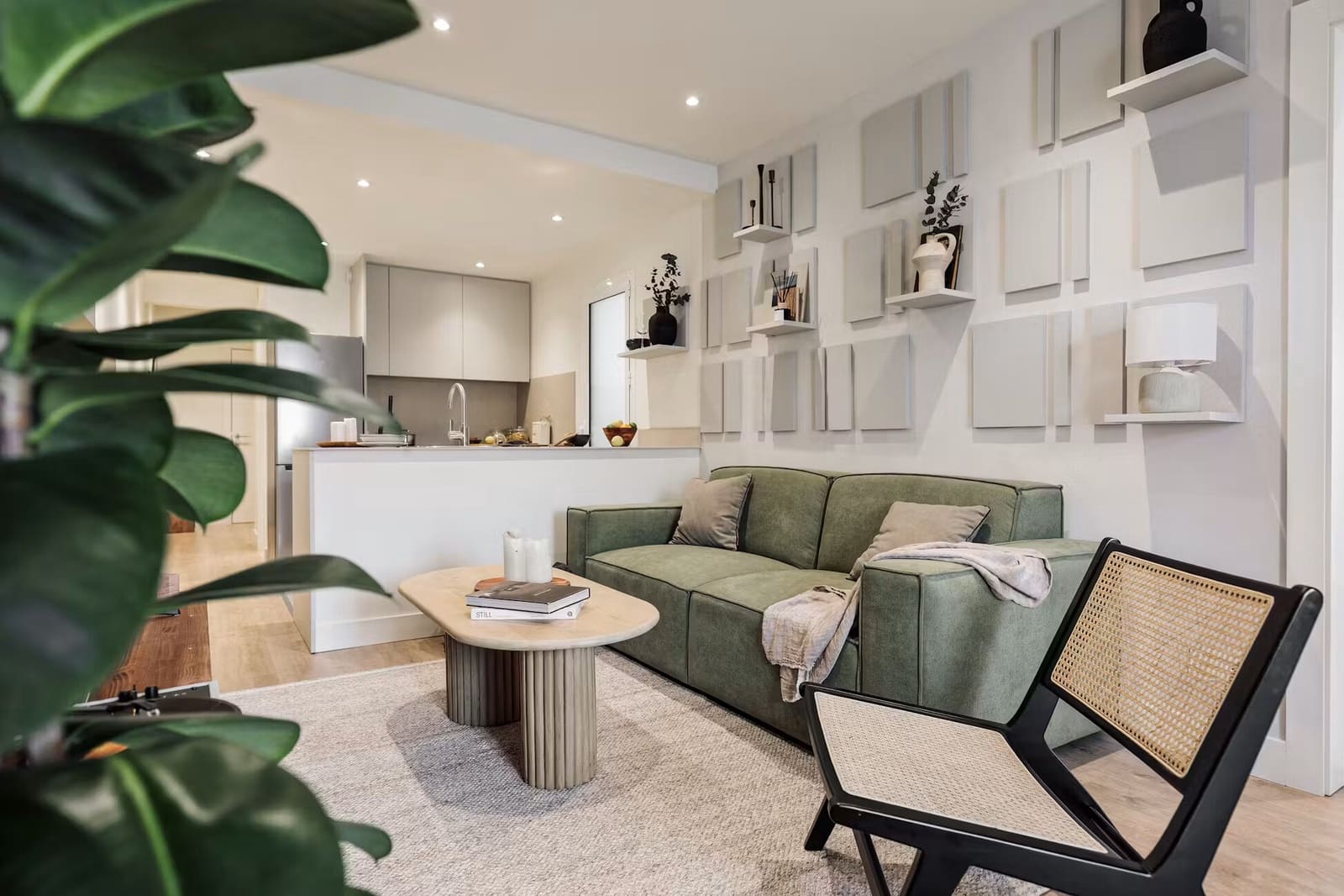 2 quarto Apartamento para arrendar em Barcelona cidade - 1 100 € (Ref: 10029857)