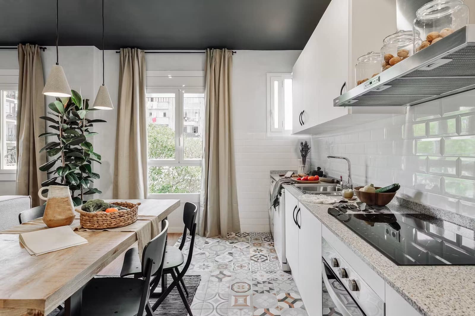 3 camera da letto Appartamento da affittare in Barcelona citta - 1.300 € (Rif: 10029858)