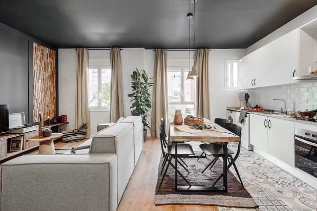 3 makuuhuone Asunto vuokrattavana paikassa Barcelona kaupunki - 1 300 € (Ref: 10029858)