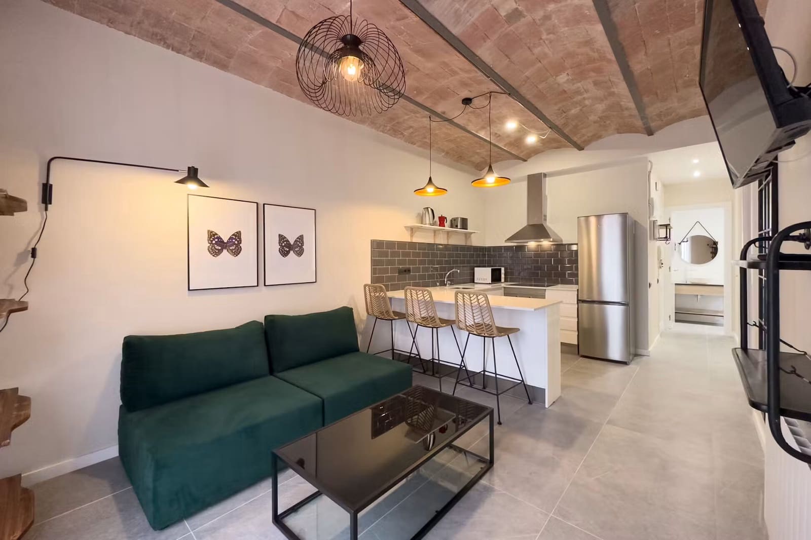 Piso de 2 habitaciones en Barcelona ciudad en alquiler - 900 € (Ref: 10029861)