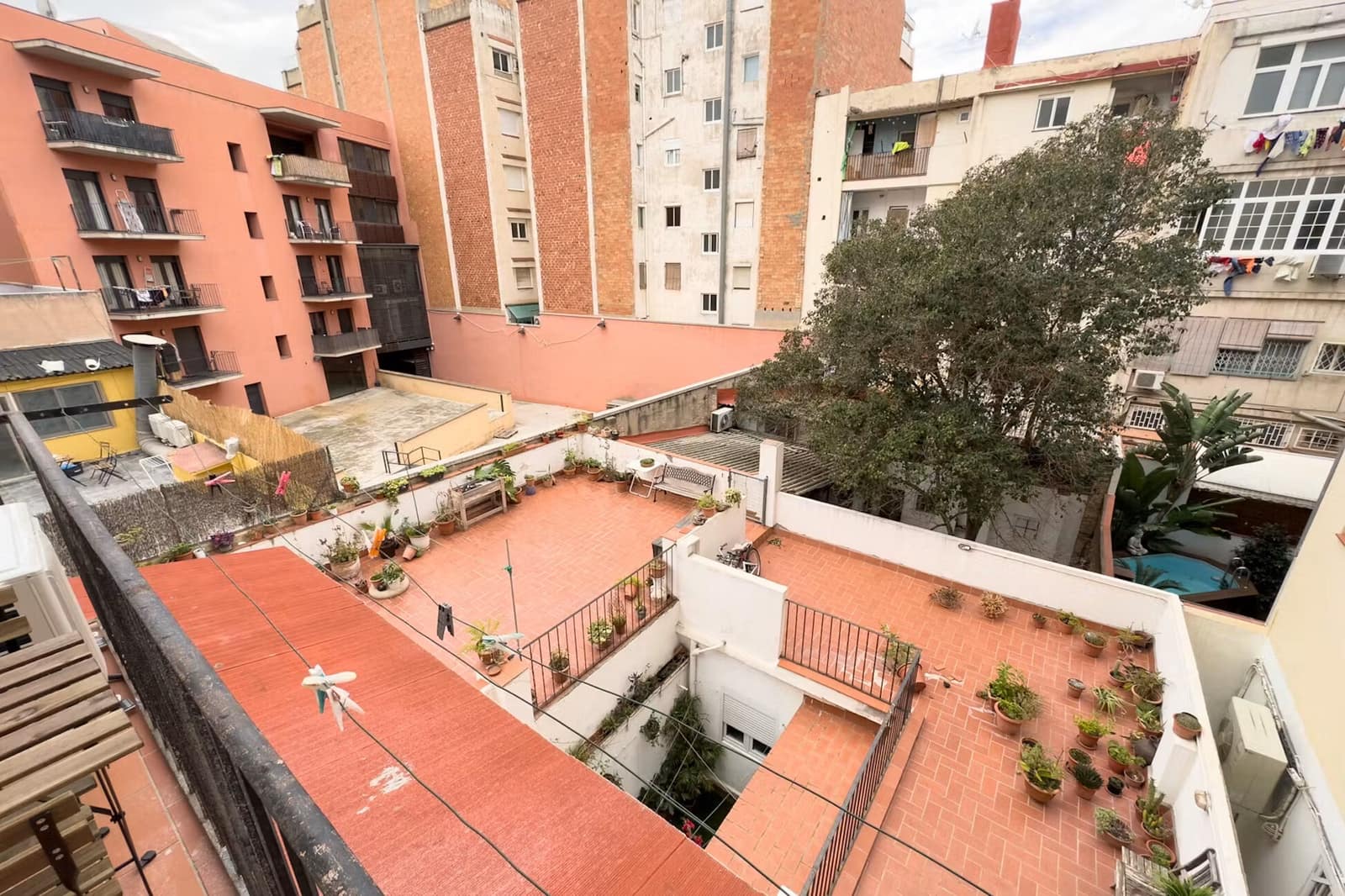 Piso de 2 habitaciones en Barcelona ciudad en alquiler - 900 € (Ref: 10029861)