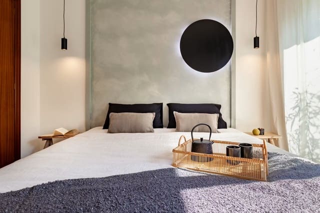 Piso de 3 habitaciones en Barcelona ciudad en alquiler - 1.200 € (Ref: 10029864)