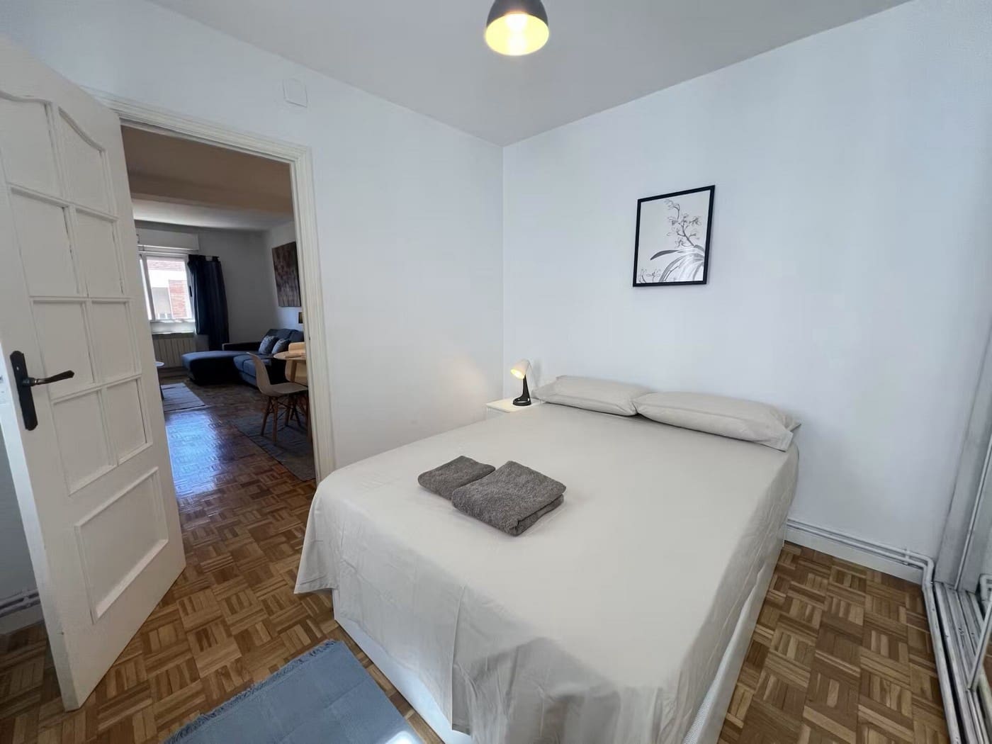 2 quarto Apartamento para arrendar em Madrid cidade - 1 050 € (Ref: 10029866)