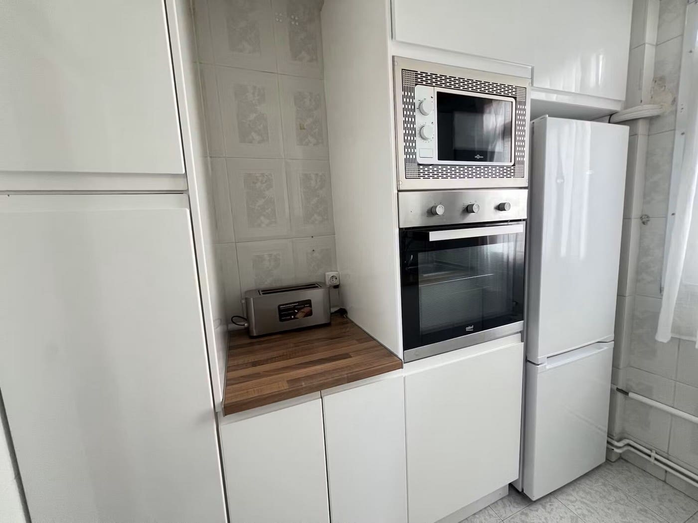 2 quarto Apartamento para arrendar em Madrid cidade - 1 050 € (Ref: 10029866)