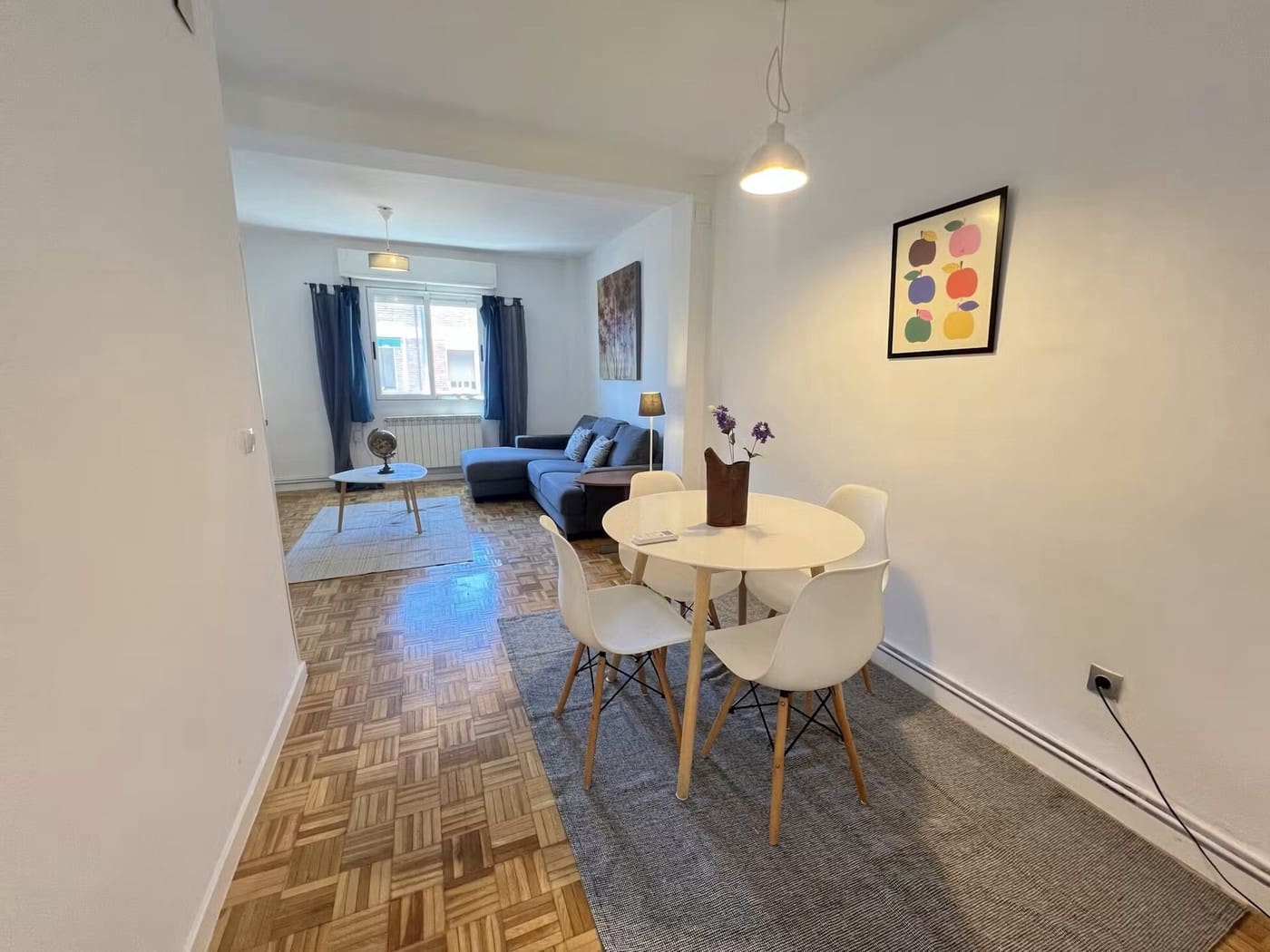 2 quarto Apartamento para arrendar em Madrid cidade - 1 050 € (Ref: 10029866)